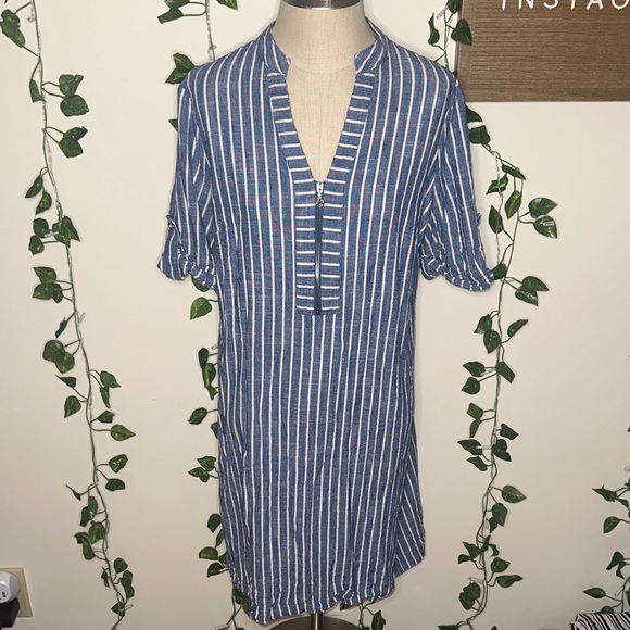 Anne Klein Dresses & Skirts - Anne Klein Linen Style Blue and White Shift T-Shirt Dress Striped Gold Accents